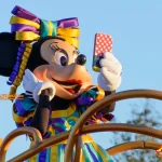 WDW マジックキングダム ムーブ・イット・シェイク・イット・ダンス・アンド・プレイ・イット ミニーマウス　